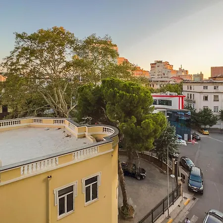 Appartement Lovely 1 Bedroom&1 Living In Center.