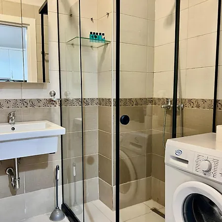 Appartement Lovely 1 Bedroom&1 Living In Center. *