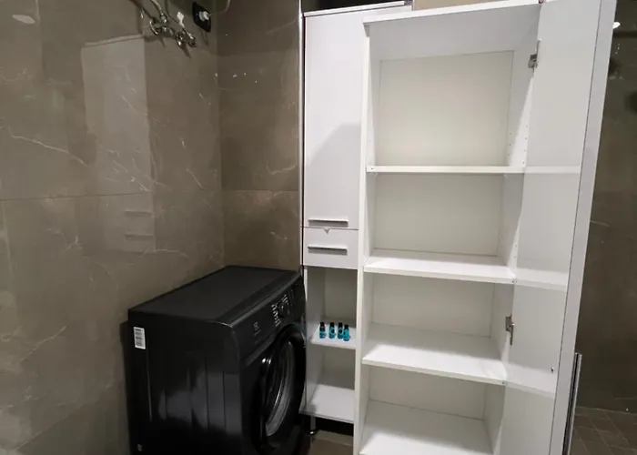 Lägenhet Downtown Grand Comfort Tirana