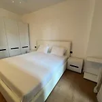 Downtown Grand Comfort Daire Tiran