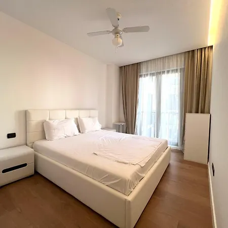 Downtown Grand Comfort Tirana