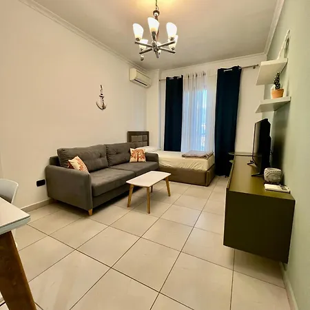 Apartment Downtown Grand Comfort Tirana